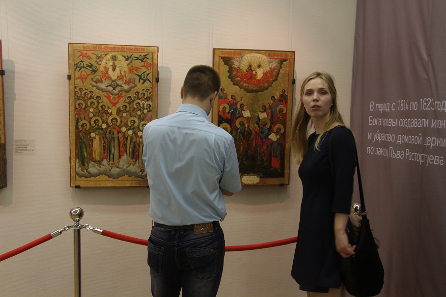 Эконом памятник Башня с профильной резкой Оса работа делать надгробие