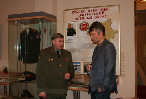Евгений Ройзман в суворовском училище