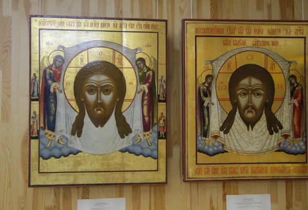 Экскурсия генконсулов в Музей невьянской иконы